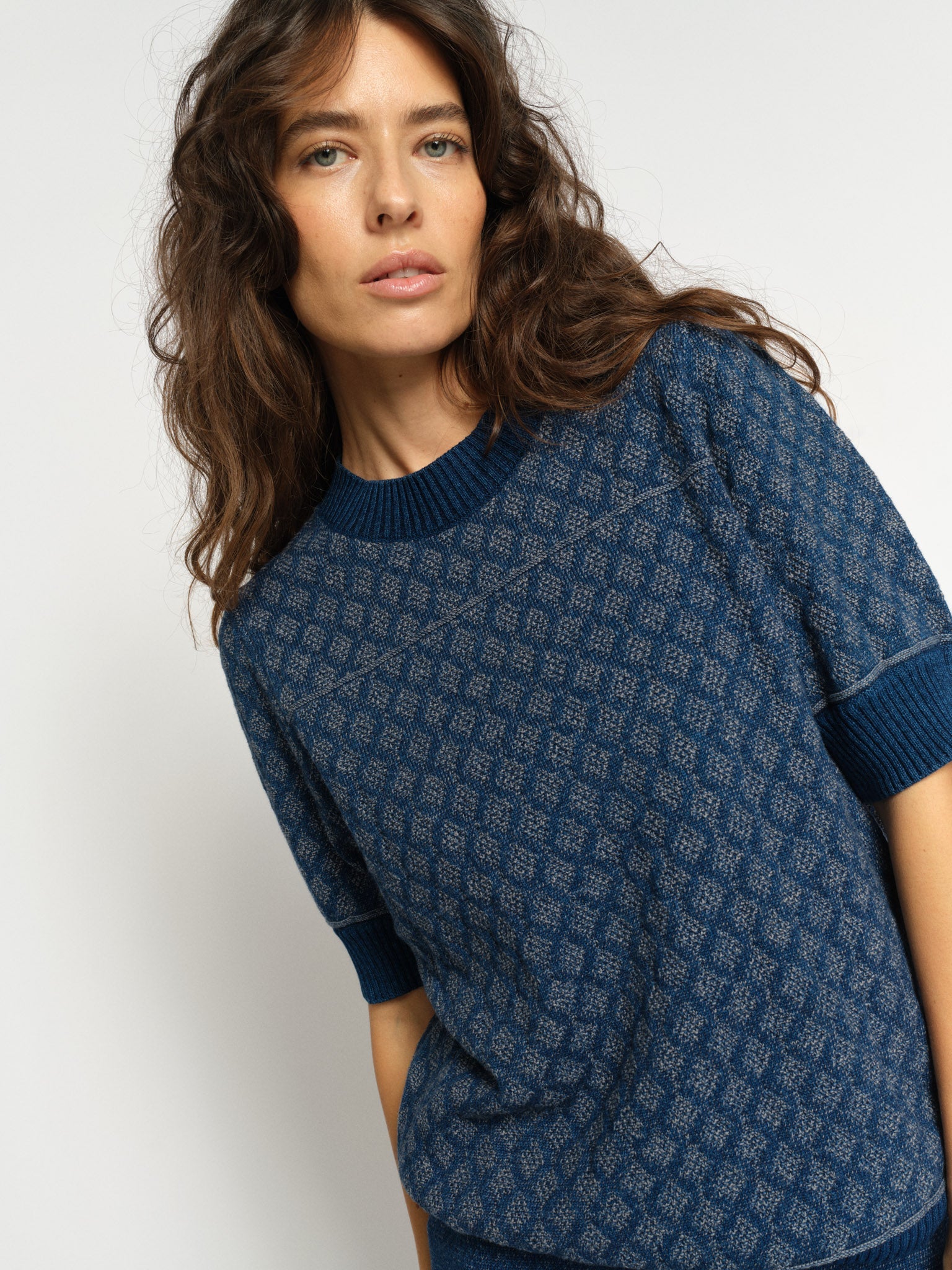 Modelshot / Dark Blue / Detail